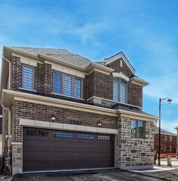 1350 Lobelia Cres, House detached with 4 bedrooms, 3 bathrooms and 4 parking in Milton ON | Image 1