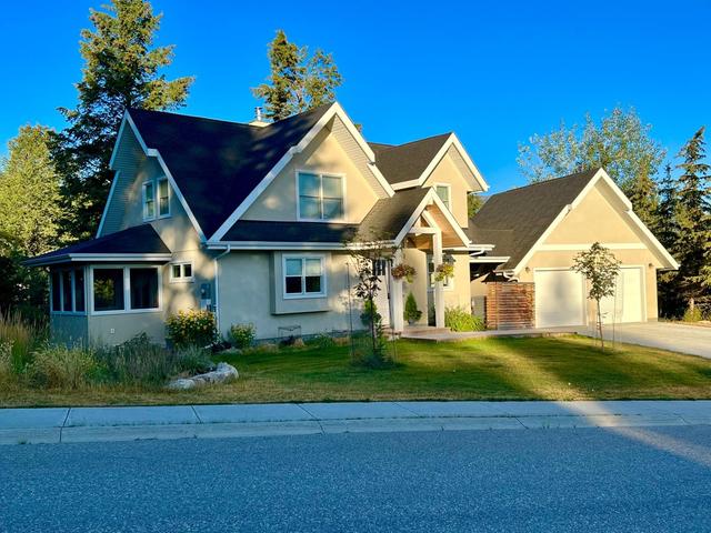 218 Westridge Drive, House detached with 3 bedrooms, 3 bathrooms and 6 parking in Invermere BC | Image 3