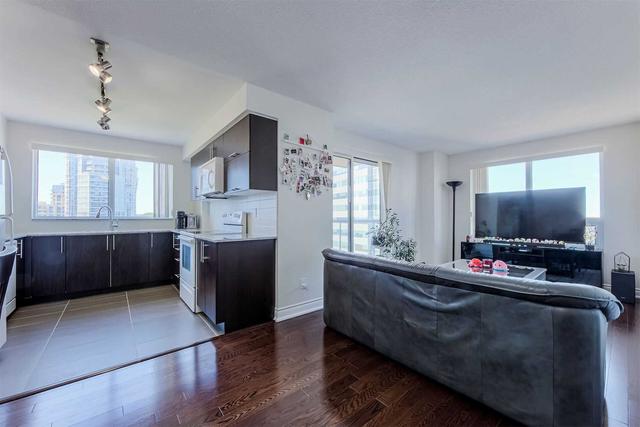 807 - 60 South Town Centre Blvd, Condo with 2 bedrooms, 2 bathrooms and 2 parking in Markham ON | Image 3