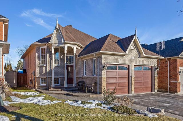 7 Inverary Crt, House detached with 3 bedrooms, 3 bathrooms and 6 parking in Whitby ON | Image 1