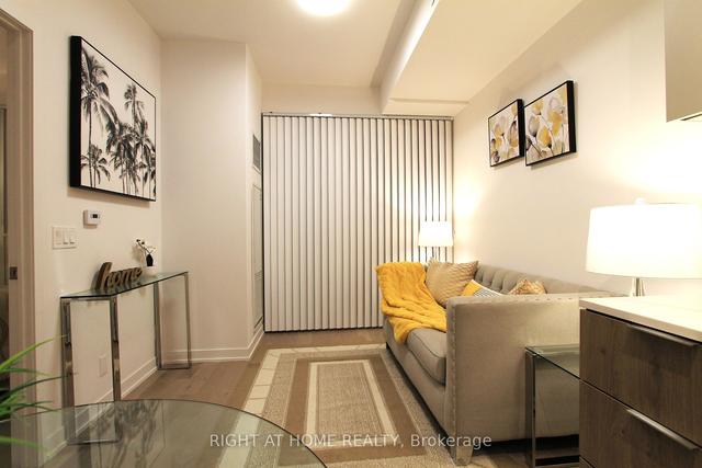 510# - 15 Holmes Ave, Condo with 1 bedrooms, 1 bathrooms and 0 parking in Toronto ON | Image 2
