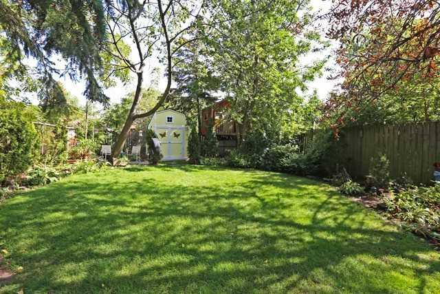 79 Haslam St, House detached with 3 bedrooms, 3 bathrooms and 2 parking in Toronto ON | Image 18