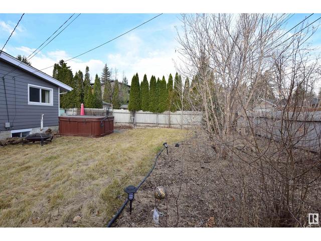 14704 80 Av Nw, House detached with 3 bedrooms, 2 bathrooms and null parking in Edmonton AB | Image 2