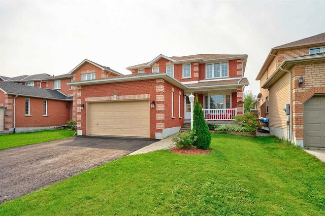 73 Taylor Dr, House detached with 3 bedrooms, 4 bathrooms and 6 parking in Barrie ON | Image 1
