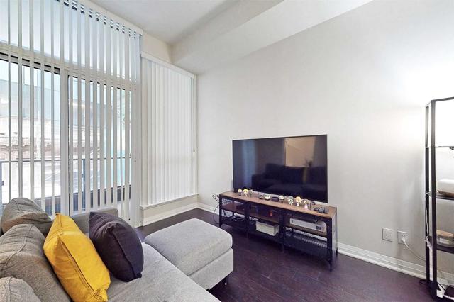 215 - 8 Mercer St, Condo with 1 bedrooms, 2 bathrooms and 0 parking in Toronto ON | Image 25