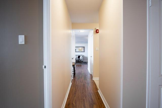 1213 - 700 Dynes Rd, Condo with 2 bedrooms, 2 bathrooms and 2 parking in Burlington ON | Image 8