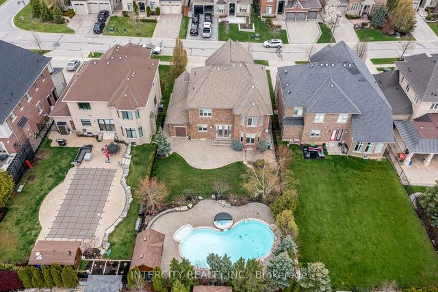 16 Springrain Crt, House detached with 4 bedrooms, 5 bathrooms and 6 parking in Vaughan ON | Image 33