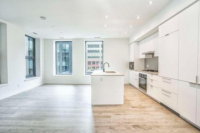 301 - 22 Lombard St, Condo with 2 bedrooms, 2 bathrooms and 0 parking in Toronto ON | Image 12