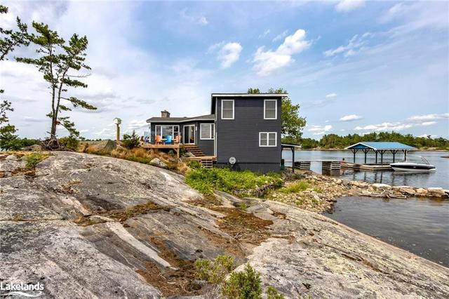 2 290 & 310 Island, House detached with 4 bedrooms, 1 bathrooms and null parking in Georgian Bay ON | Image 32