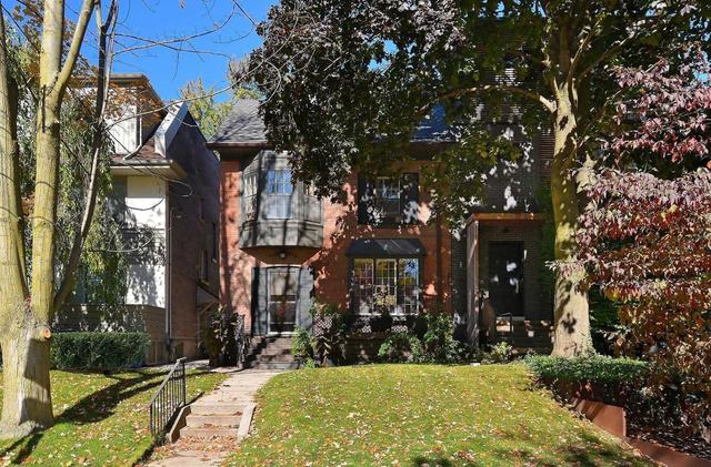 78 Roxborough St W, House detached with 5 bedrooms, 4 bathrooms and 2 parking in Toronto ON | Image 1