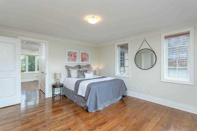 24B Corinth Gdns, House semidetached with 3 bedrooms, 4 bathrooms and 2 parking in Toronto ON | Image 13
