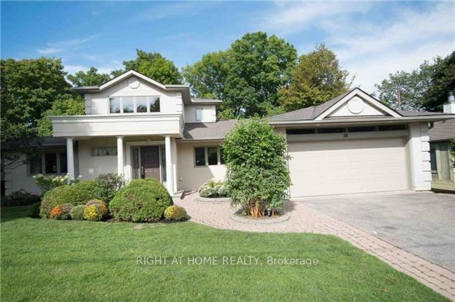 28 Restwell Cres, House detached with 4 bedrooms, 4 bathrooms and 6 parking in Toronto ON | Image 1