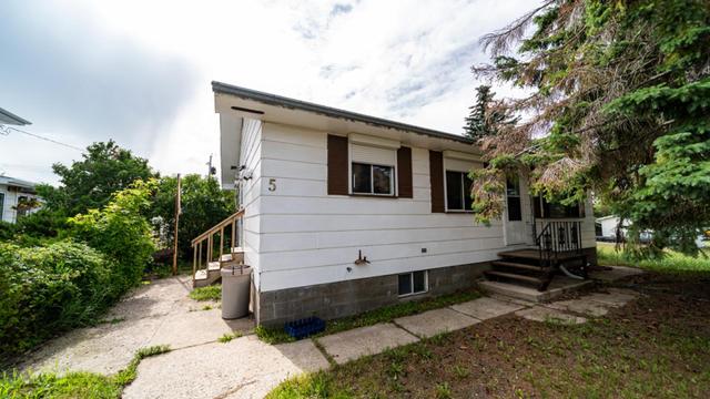 5 Selkirk Avenue, House detached with 3 bedrooms, 1 bathrooms and 2 parking in Hughenden AB | Image 20