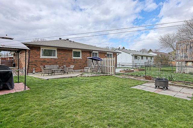 17 Witty Avenue, House semidetached with 3 bedrooms, 1 bathrooms and 4 parking in Ingersoll ON | Image 35