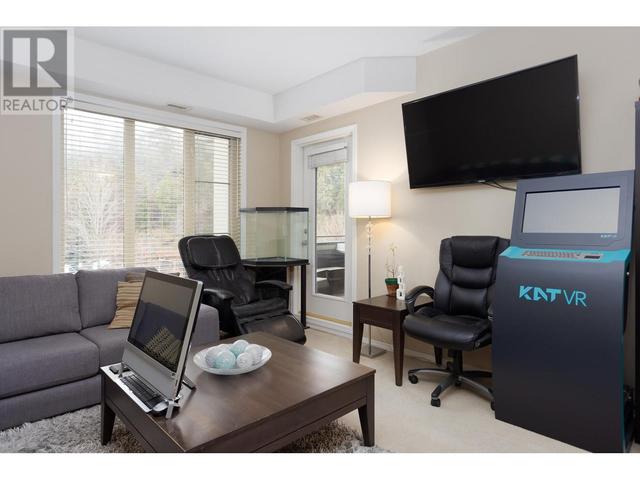 1203 - 1875 Country Club Drive, Condo with 2 bedrooms, 2 bathrooms and 2 parking in Kelowna BC | Image 10