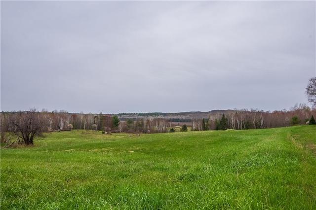 725 Peplinski Homestead Road, House detached with 5 bedrooms, 2 bathrooms and 10 parking in Madawaska Valley ON | Image 5