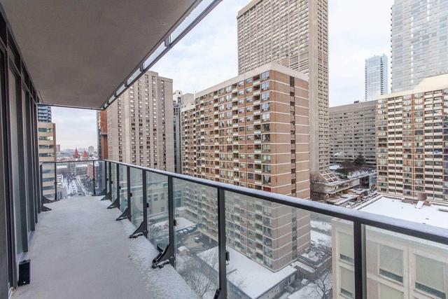 1207 - 75 St Nicholas St, Condo with 1 bedrooms, 1 bathrooms and null parking in Toronto ON | Image 10