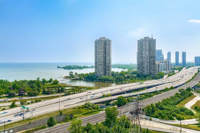 1810 - 105 The Queensway Ave, Condo with 2 bedrooms, 2 bathrooms and 1 parking in Toronto ON | Image 22