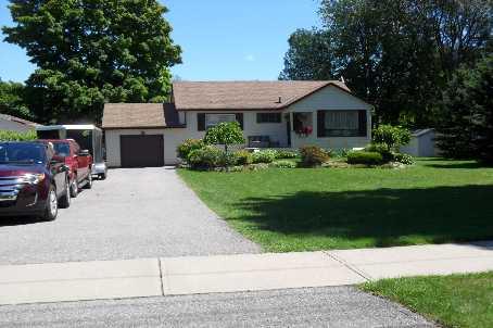 365 Centennial Rd, House detached with 3 bedrooms, 1 bathrooms and 8 parking in Toronto ON | Image 1