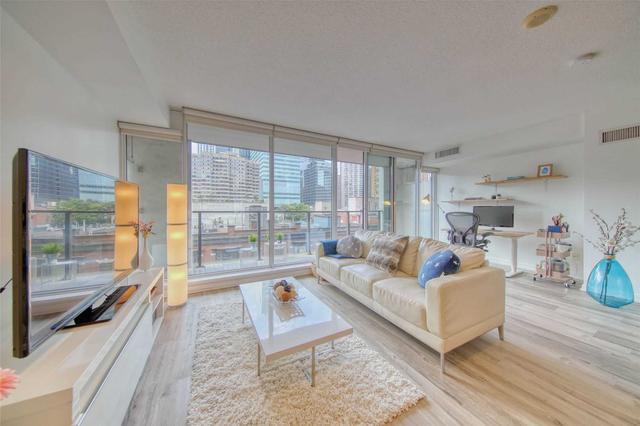 727 - 111 Elizabeth St, Condo with 1 bedrooms, 1 bathrooms and 0 parking in Toronto ON | Image 22