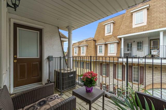 302 - 74 Sidney Belsey Cres, Townhouse with 3 bedrooms, 3 bathrooms and 1 parking in Toronto ON | Image 11
