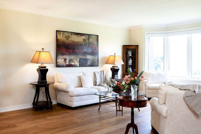 401 - 50 Old Mill Rd, Condo with 2 bedrooms, 2 bathrooms and 2 parking in Toronto ON | Image 5