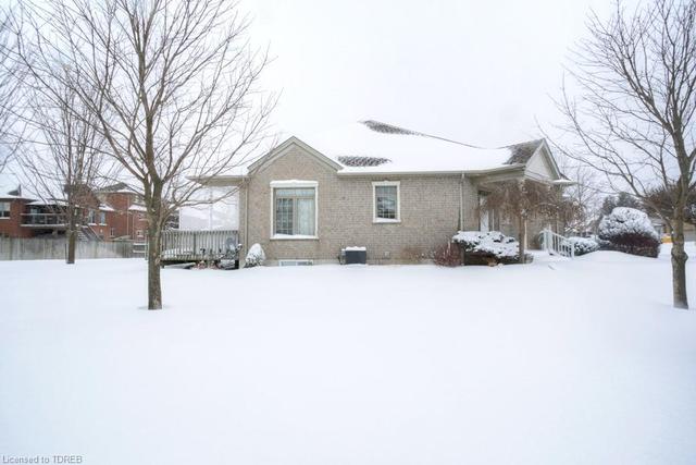 132 Glendale Drive, House detached with 4 bedrooms, 2 bathrooms and 4 parking in Tillsonburg ON | Image 3