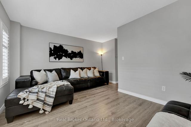 h46 - 619 Wild Ginger Ave, Townhouse with 2 bedrooms, 3 bathrooms and 2 parking in Waterloo ON | Image 3
