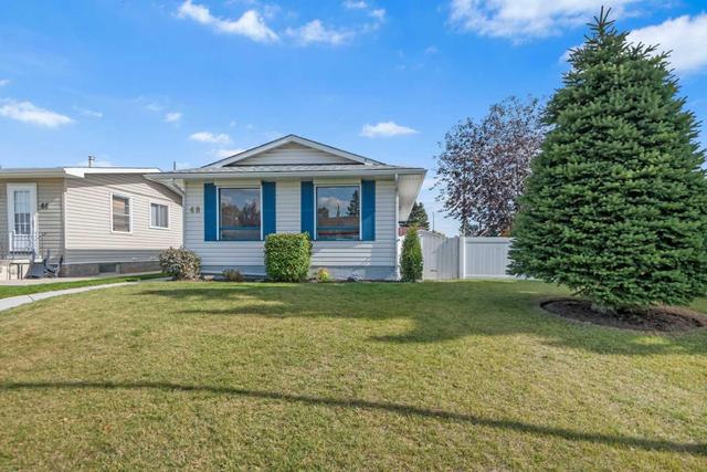 48 Mardale Crescent Ne, House detached with 3 bedrooms, 2 bathrooms and 2 parking in Calgary AB | Image 2