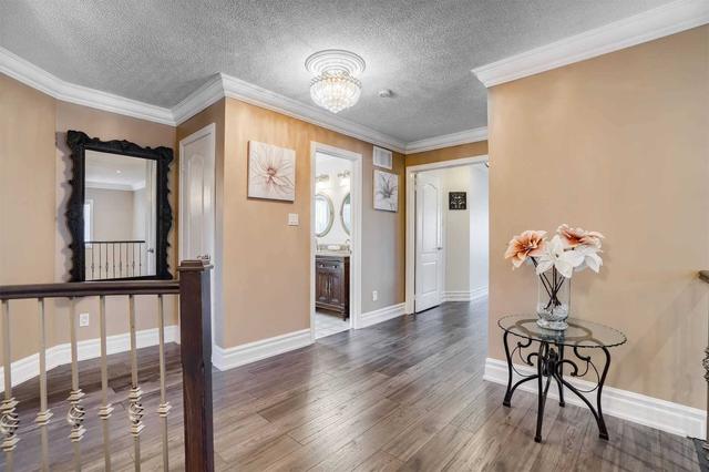 7418 Glamorgan Way, House detached with 4 bedrooms, 4 bathrooms and 6 parking in Mississauga ON | Image 18