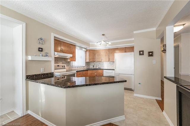 123 Sandsprings Crescent, House detached with 3 bedrooms, 2 bathrooms and 4 parking in Kitchener ON | Image 18