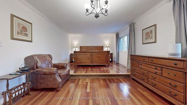 11 Caravan Dr, House detached with 4 bedrooms, 4 bathrooms and 4 parking in Toronto ON | Image 6