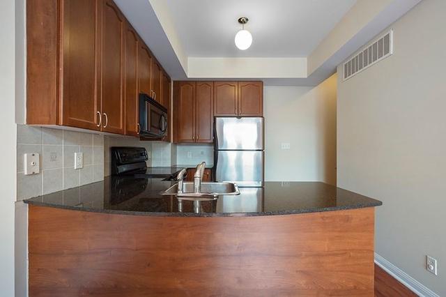 th12 - 80 Carr St, Townhouse with 2 bedrooms, 2 bathrooms and 1 parking in Toronto ON | Image 31