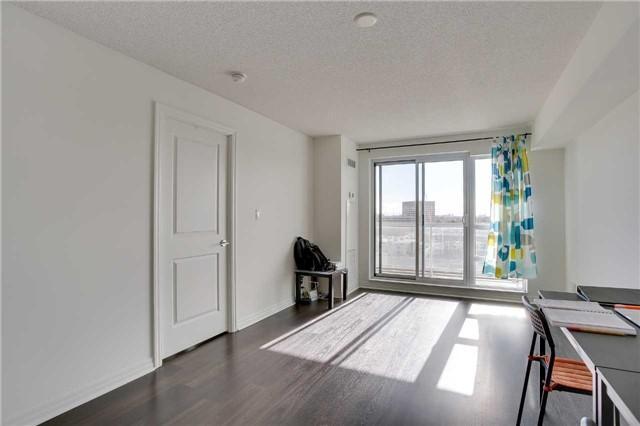 809 - 30 Herons Hill Way, Condo with 1 bedrooms, 1 bathrooms and 1 parking in Toronto ON | Image 4