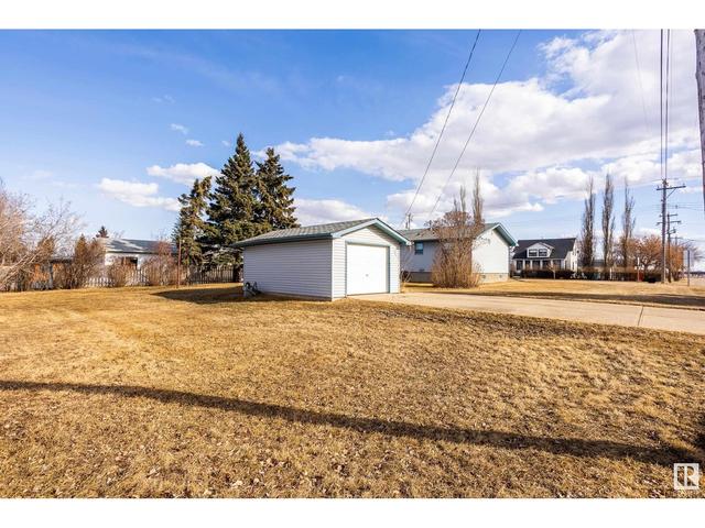 5120 50 Av, House detached with 3 bedrooms, 1 bathrooms and 1 parking in Legal AB | Image 29