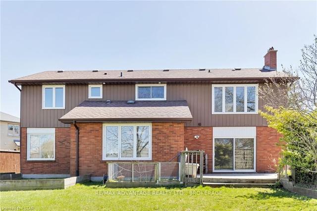 30 Parks Edge Cres, House detached with 3 bedrooms, 4 bathrooms and 6 parking in London ON | Image 36