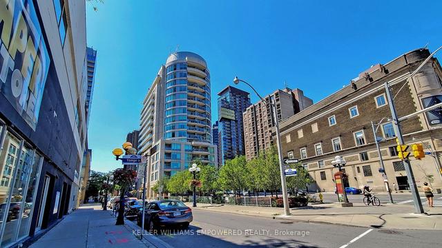 809 - 8 Scollard St, Condo with 0 bedrooms, 1 bathrooms and 0 parking in Toronto ON | Image 12
