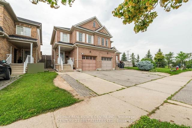3649 Partition Rd, House semidetached with 3 bedrooms, 3 bathrooms and 3 parking in Mississauga ON | Image 1