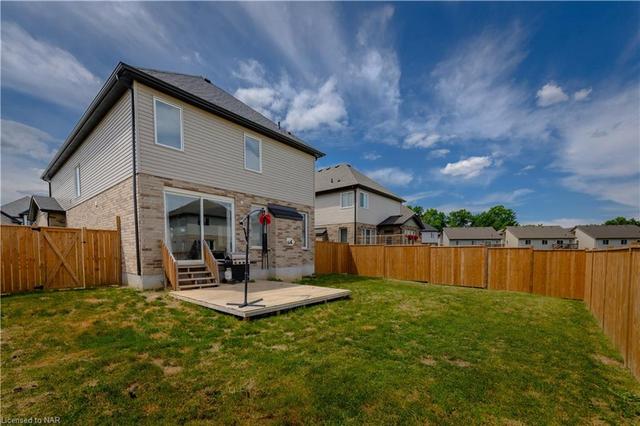 7766 Coulson Crescent, House detached with 4 bedrooms, 2 bathrooms and 4 parking in Niagara Falls ON | Image 29