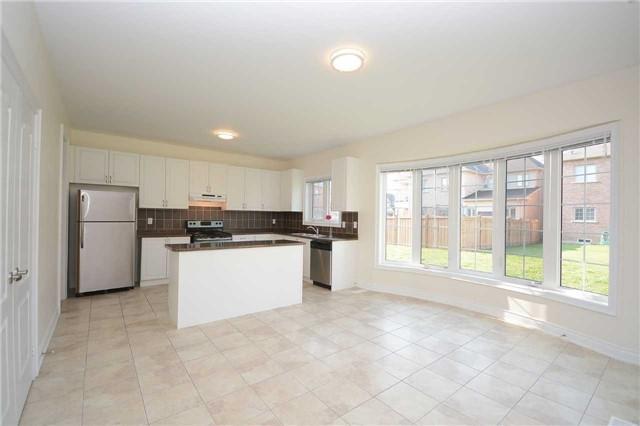 22 Templar St, House detached with 5 bedrooms, 4 bathrooms and 2 parking in Brampton ON | Image 5