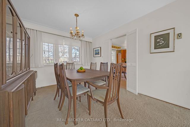 53 Castlemere Cres, House detached with 3 bedrooms, 2 bathrooms and 4 parking in Toronto ON | Image 28