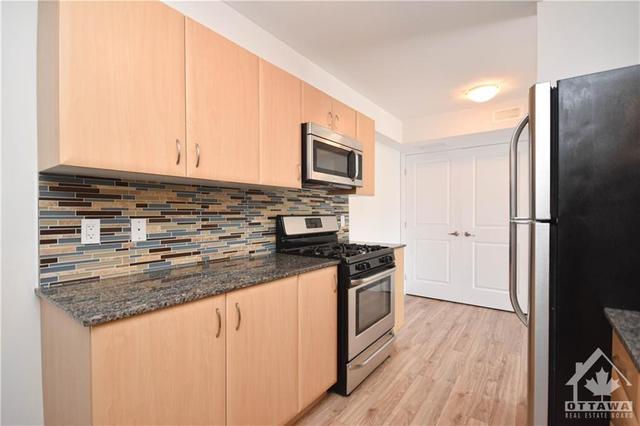 4 - 455 Green Avenue, Condo with 1 bedrooms, 2 bathrooms and null parking in Ottawa ON | Image 10