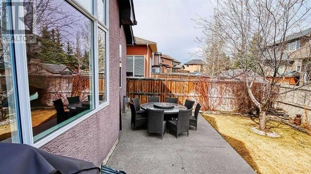 39 Panatella Crescent Nw, House detached with 4 bedrooms, 2 bathrooms and 4 parking in Calgary AB | Image 35