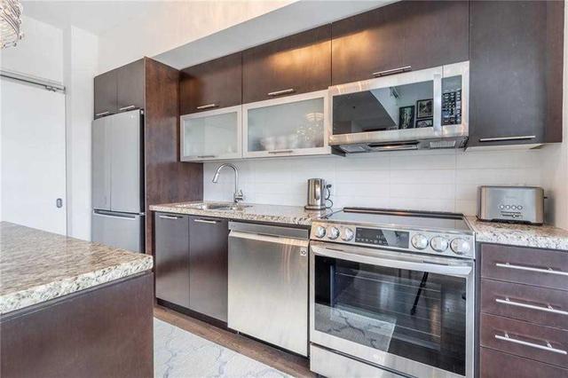 uph14 - 21 Nelson St, Condo with 1 bedrooms, 2 bathrooms and 2 parking in Toronto ON | Image 5