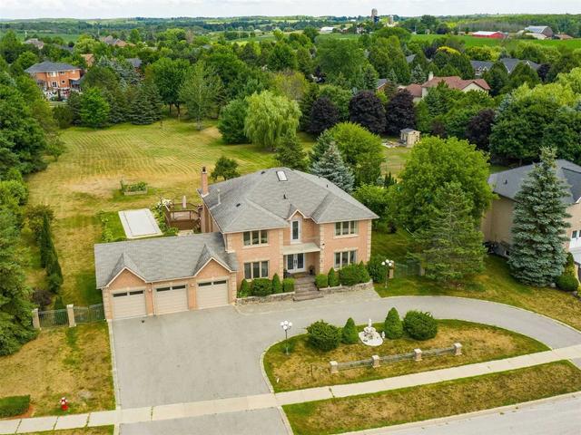 5 Summergate Crt, House detached with 4 bedrooms, 5 bathrooms and 9 parking in Caledon ON | Image 1
