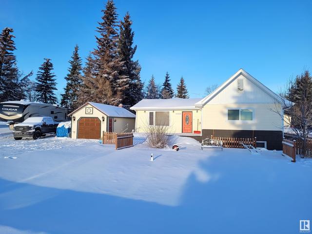 124 Main St, House detached with 3 bedrooms, 3 bathrooms and 4 parking in Camrose County AB | Image 30