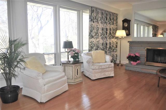 94 Glenaden Ave E, House detached with 3 bedrooms, 3 bathrooms and 4 parking in Toronto ON | Image 29