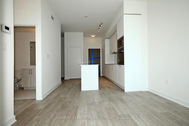 204 - 27 Bathrust St, Condo with 2 bedrooms, 1 bathrooms and 0 parking in Toronto ON | Image 23