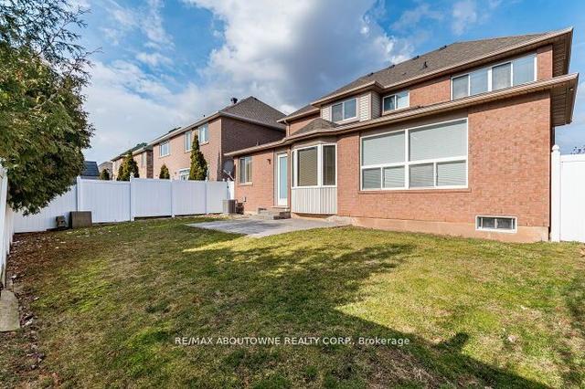 2434 Westoak Trails Blvd, House detached with 3 bedrooms, 4 bathrooms and 6 parking in Oakville ON | Image 33