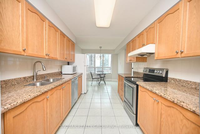 810 - 156 Enfield Pl, Condo with 2 bedrooms, 2 bathrooms and 2 parking in Mississauga ON | Image 7